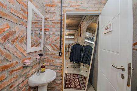 Casa para alugar com 250m², 1 quarto e 2 vagasBanheiro Social