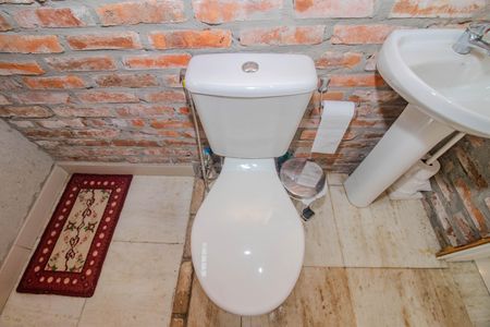 Casa para alugar com 250m², 1 quarto e 2 vagasBanheiro Social