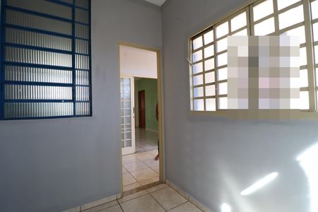 Casa para alugar com 102m², 2 quartos e 1 vagaEscritório