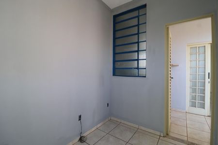 Casa para alugar com 102m², 2 quartos e 1 vagaEscritório