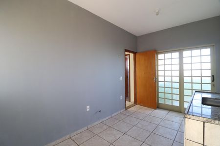 Casa para alugar com 102m², 2 quartos e 1 vagaCozinha