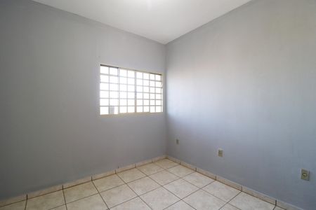 Casa para alugar com 102m², 2 quartos e 1 vagaQuarto 2