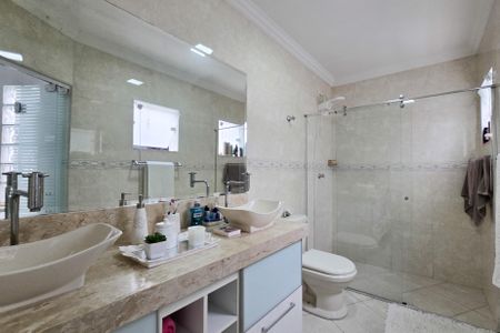 Casa à venda com 200m², 3 quartos e 3 vagas Casa à venda com 200m², 3 quartos e 3 vagasBanheiro da Suíte