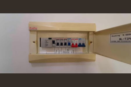 Apartamento à venda com 57m², 3 quartos e 1 vaga Apartamento à venda com 57m², 3 quartos e 1 vagaQuadro de Luz