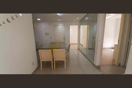 Sala de apartamento à venda com 3 quartos, 57m² em Novo Osasco, Osasco