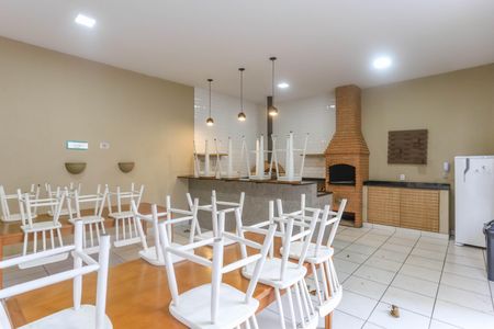 Apartamento à venda com 40m², 2 quartos e 1 vaga Apartamento à venda com 40m², 2 quartos e 1 vagaÁrea comum - Churrasqueira