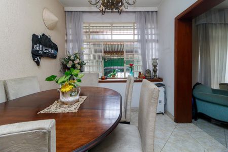 Casa à venda com 137m², 2 quartos e 2 vagasSala 3