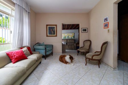 Casa à venda com 137m², 2 quartos e 2 vagasSala 2