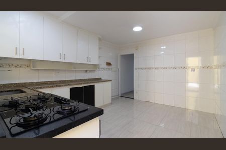 Casa para alugar com 100m², 3 quartos e 1 vagaCozinha