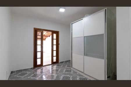 Quarto 1 de casa para alugar com 3 quartos, 100m² em Vila Buenos Aires, São Paulo