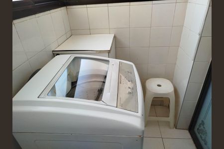 Apartamento à venda com 70m², 2 quartos e 1 vagaÁrea de Serviço