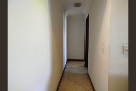 Apartamento à venda com 70m², 2 quartos e 1 vagaCorredor