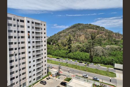 Vista da Sala de apartamento para alugar com 2 quartos, 45m² em Barra da Tijuca, Rio de Janeiro