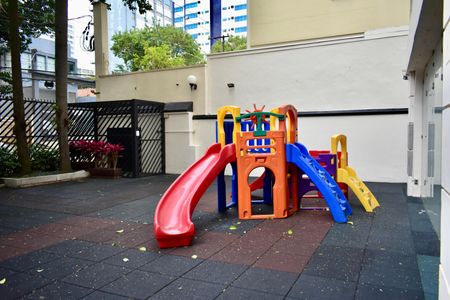 Apartamento para alugar com 67m², 2 quartos e 1 vaga Apartamento para alugar com 67m², 2 quartos e 1 vagaÁrea comum - Playground