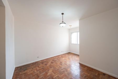 Apartamento para alugar com 67m², 2 quartos e 1 vagaSala