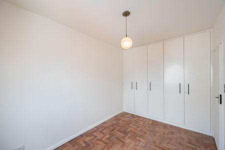 Apartamento para alugar com 67m², 2 quartos e 1 vagaQuarto 1
