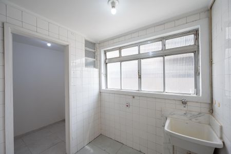 Apartamento para alugar com 67m², 2 quartos e 1 vagaÁrea de Serviço