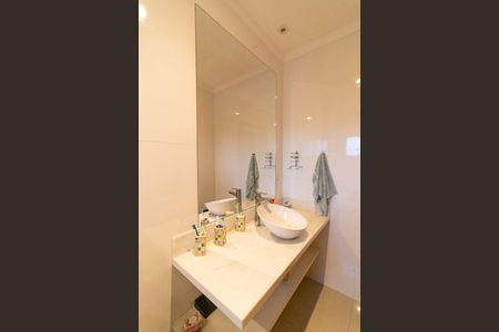 Casa de condomínio à venda com 300m², 4 quartos e 4 vagasBanheiro da Suíte 3