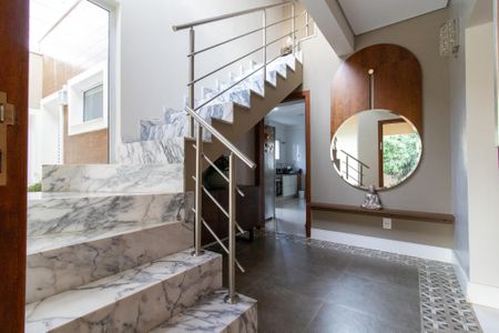 Casa de condomínio à venda com 300m², 4 quartos e 4 vagasHall de entrada