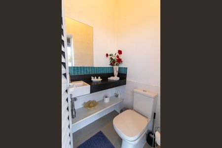 Casa de condomínio à venda com 300m², 4 quartos e 4 vagasÁrea externa