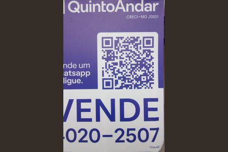 Casa à venda com 200m², 3 quartos e 2 vagas Casa à venda com 200m², 3 quartos e 2 vagasPlaca