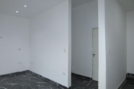 Sala de casa para alugar com 2 quartos, 85m² em Vila Verde, São Paulo