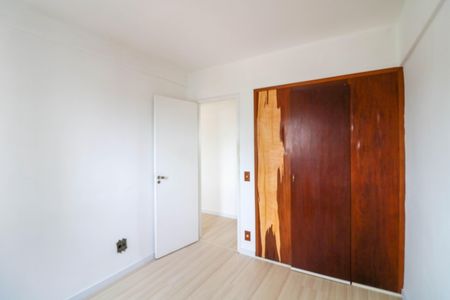 Apartamento à venda com 75m², 2 quartos e 1 vagaQuarto 2