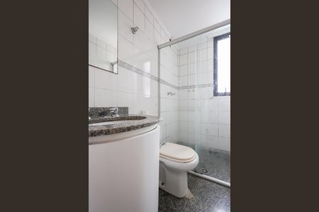 Apartamento à venda com 157m², 4 quartos e 4 vagasBanheiro da Suíte 3