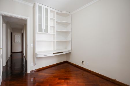 Apartamento à venda com 157m², 4 quartos e 4 vagasSuíte 2