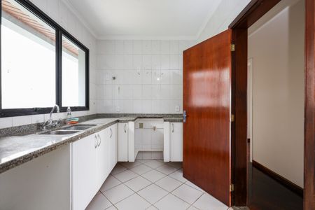 Apartamento à venda com 157m², 4 quartos e 4 vagasCozinha