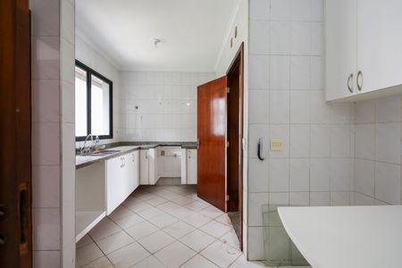 Apartamento à venda com 157m², 4 quartos e 4 vagasCozinha