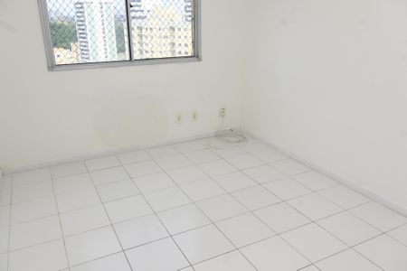 Apartamento para alugar com 90m², 3 quartos e 2 vagas Apartamento para alugar com 90m², 3 quartos e 2 vagasSuíte
