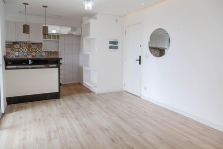Sala/Cozinha de apartamento à venda com 2 quartos, 55m² em Vila Sao Rafael, Guarulhos