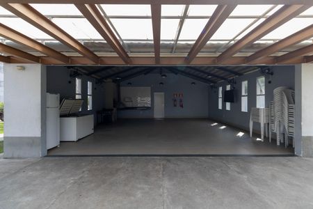 Apartamento para alugar com 42m², 2 quartos e 1 vagaÁrea comum - Salão de festas