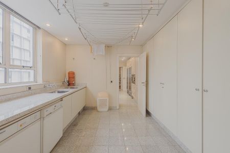 Apartamento à venda com 578m², 5 quartos e 8 vagasÁrea de Serviço