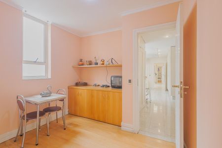 Apartamento à venda com 578m², 5 quartos e 8 vagasÁrea de Serviço