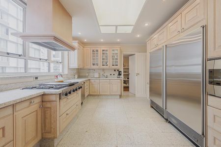 Apartamento à venda com 578m², 5 quartos e 8 vagasCozinha