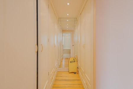 Apartamento à venda com 578m², 5 quartos e 8 vagasSuíte 2