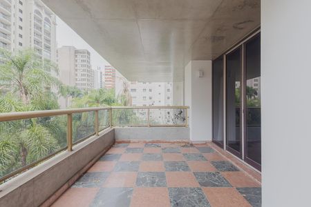 Apartamento à venda com 578m², 5 quartos e 8 vagasVaranda da Sala