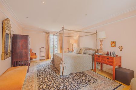 Apartamento à venda com 578m², 5 quartos e 8 vagasSuíte 4