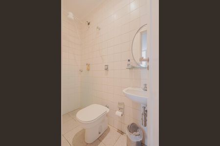 Apartamento à venda com 578m², 5 quartos e 8 vagasBanheiro de Serviço