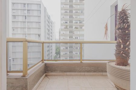 Apartamento à venda com 578m², 5 quartos e 8 vagasVaranda da Suíte 4