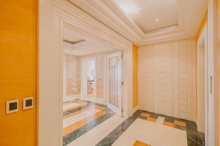 Apartamento à venda com 578m², 5 quartos e 8 vagasHall de entrada