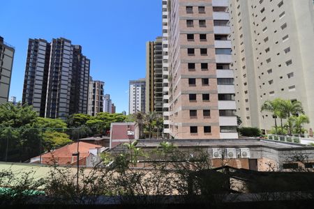 Apartamento à venda com 92m², 2 quartos e 2 vagasVista Varanda Quarto 2