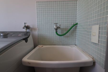 Apartamento à venda com 92m², 2 quartos e 2 vagasÁrea de Serviço