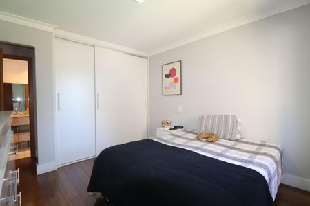 Apartamento à venda com 92m², 2 quartos e 2 vagasQuarto 1 suíte