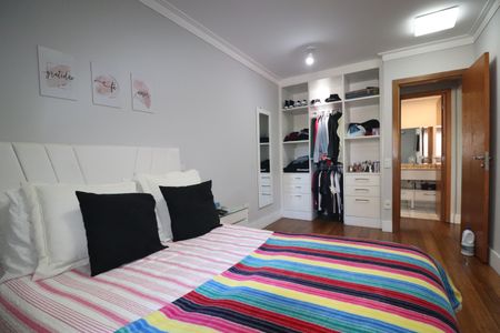 Apartamento à venda com 92m², 2 quartos e 2 vagasQuarto 2