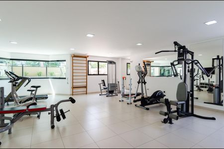 Apartamento à venda com 92m², 2 quartos e 2 vagas Apartamento à venda com 92m², 2 quartos e 2 vagasÁrea comum - Academia