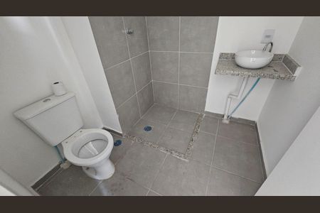 Apartamento para alugar com 42m², 2 quartos e sem vaga Apartamento para alugar com 42m², 2 quartos e sem vagaBanheiro