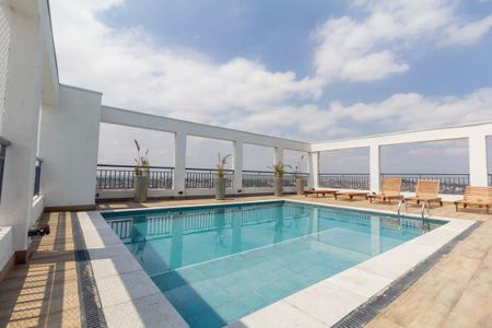 Apartamento para alugar com 42m², 2 quartos e sem vaga Apartamento para alugar com 42m², 2 quartos e sem vagaÁrea comum - Piscina